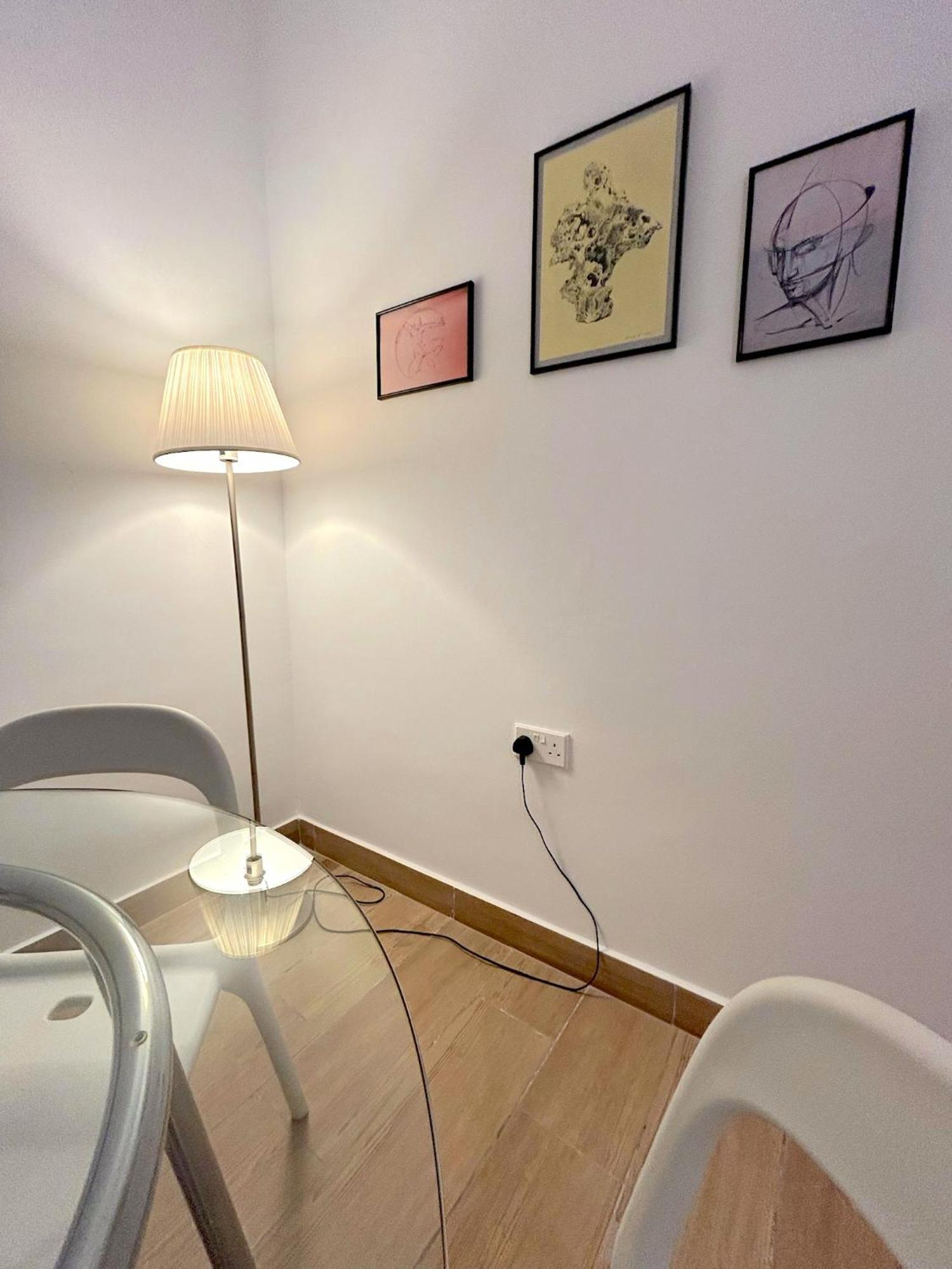 Queen Regina Suites By Platform 357 Nicosia Exterior foto