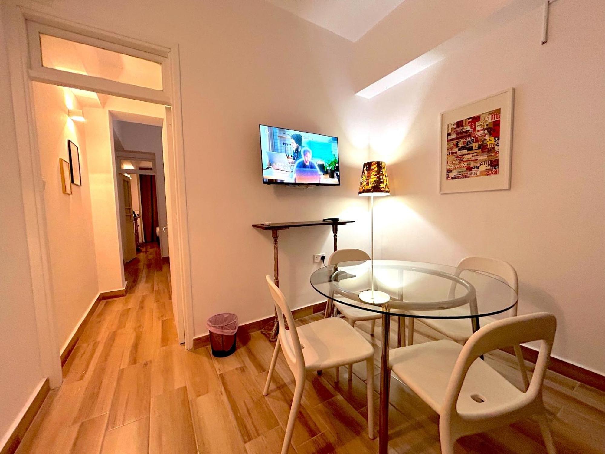 Queen Regina Suites By Platform 357 Nicosia Exterior foto