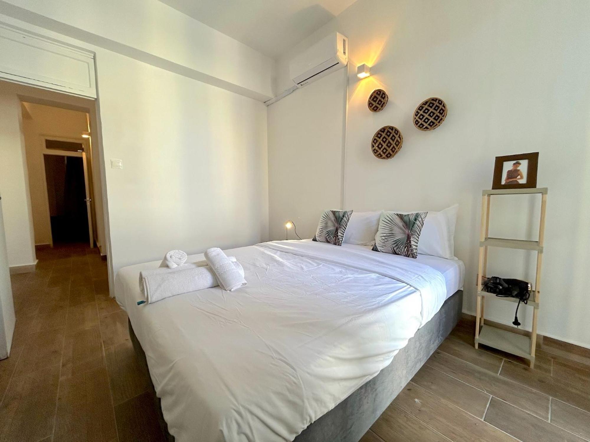 Queen Regina Suites By Platform 357 Nicosia Exterior foto