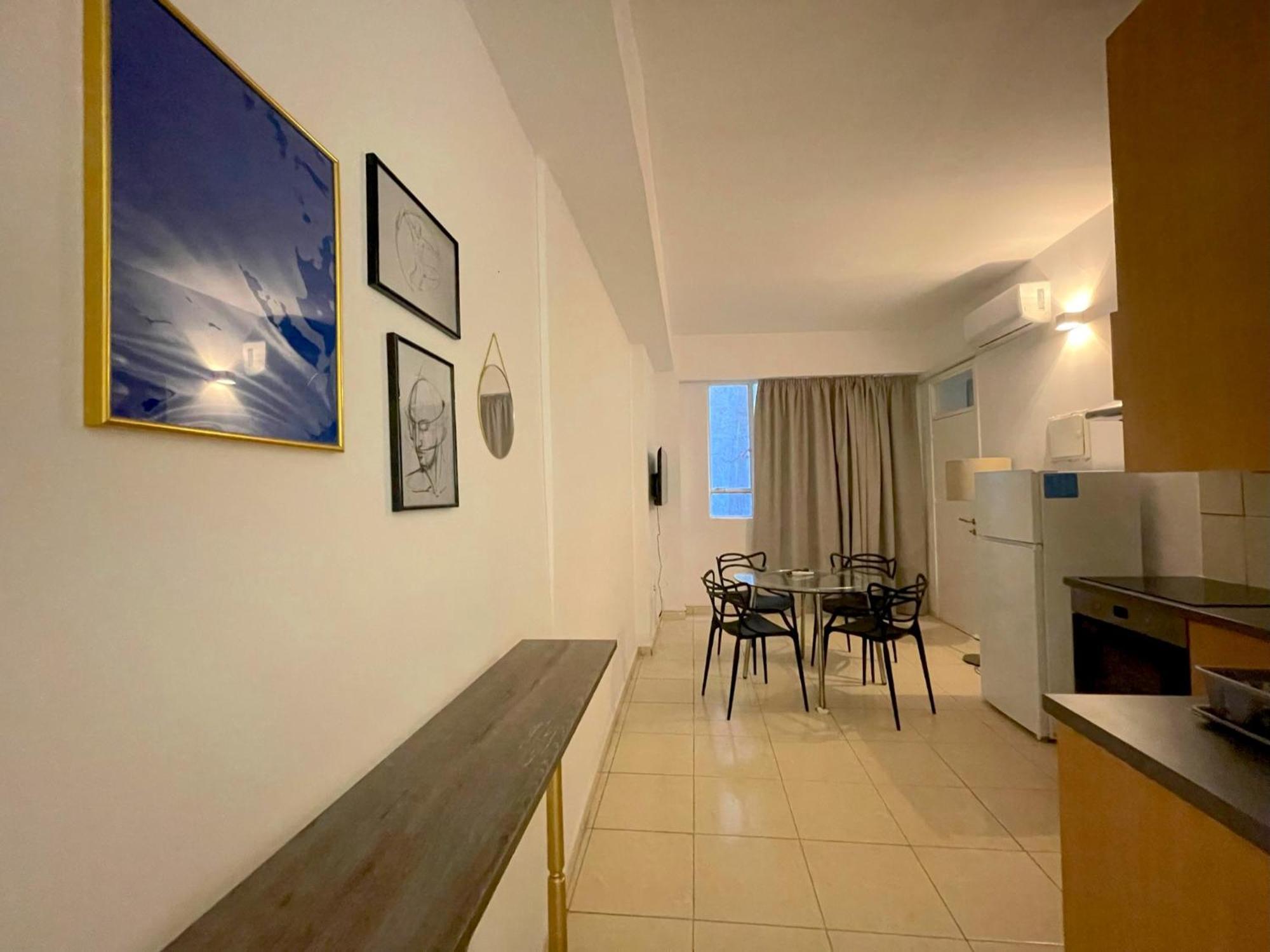 Queen Regina Suites By Platform 357 Nicosia Exterior foto