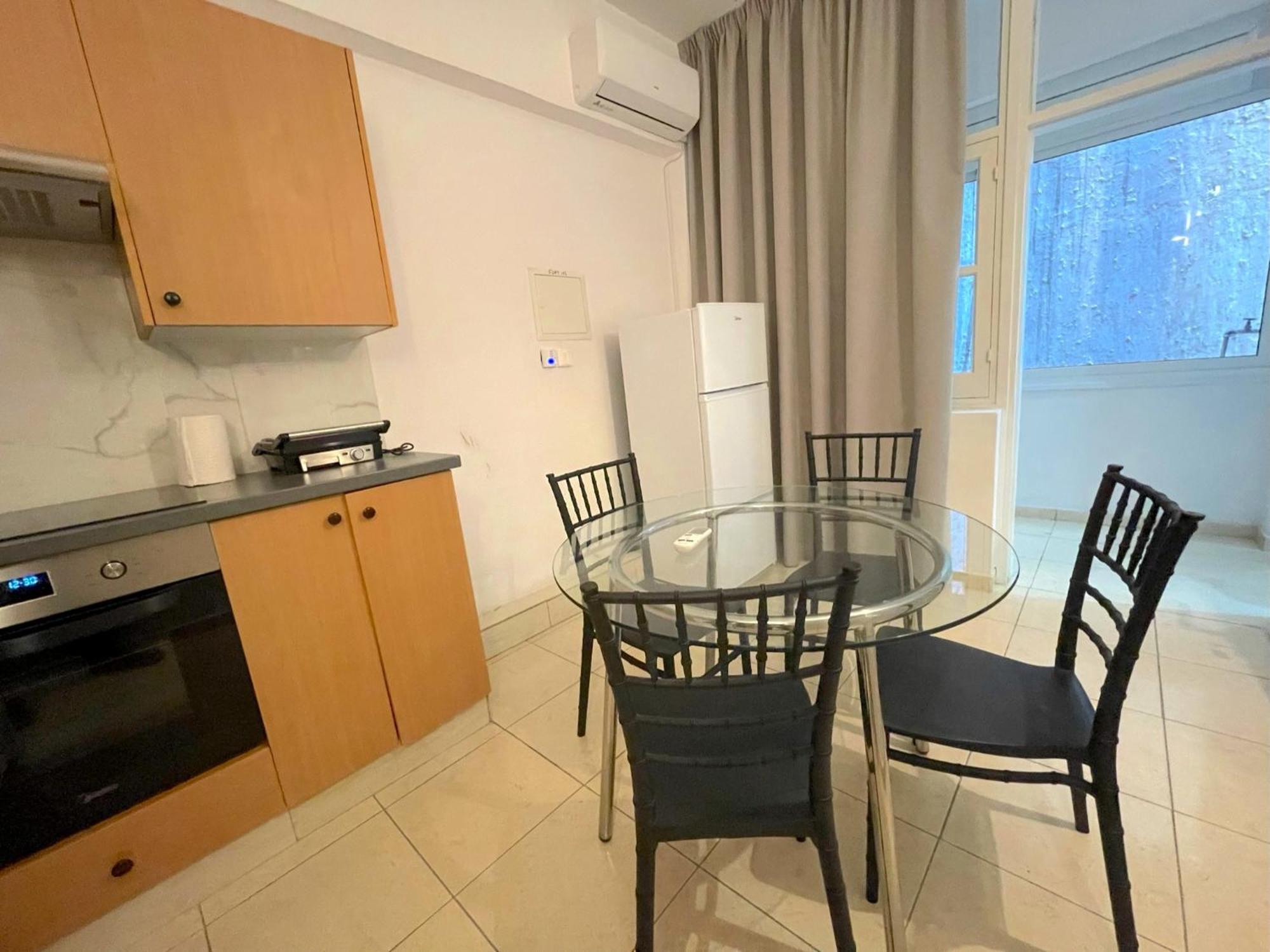 Queen Regina Suites By Platform 357 Nicosia Exterior foto